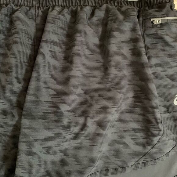 Asics womens Athletic running shorts - Picture 8 of 14